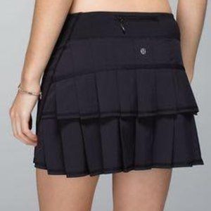 Lululemon Play off the Pleats Skirt